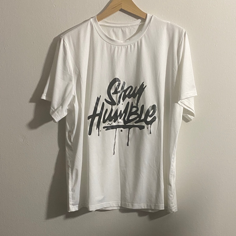 SHEIN White Graphic Long Sleeve Tee